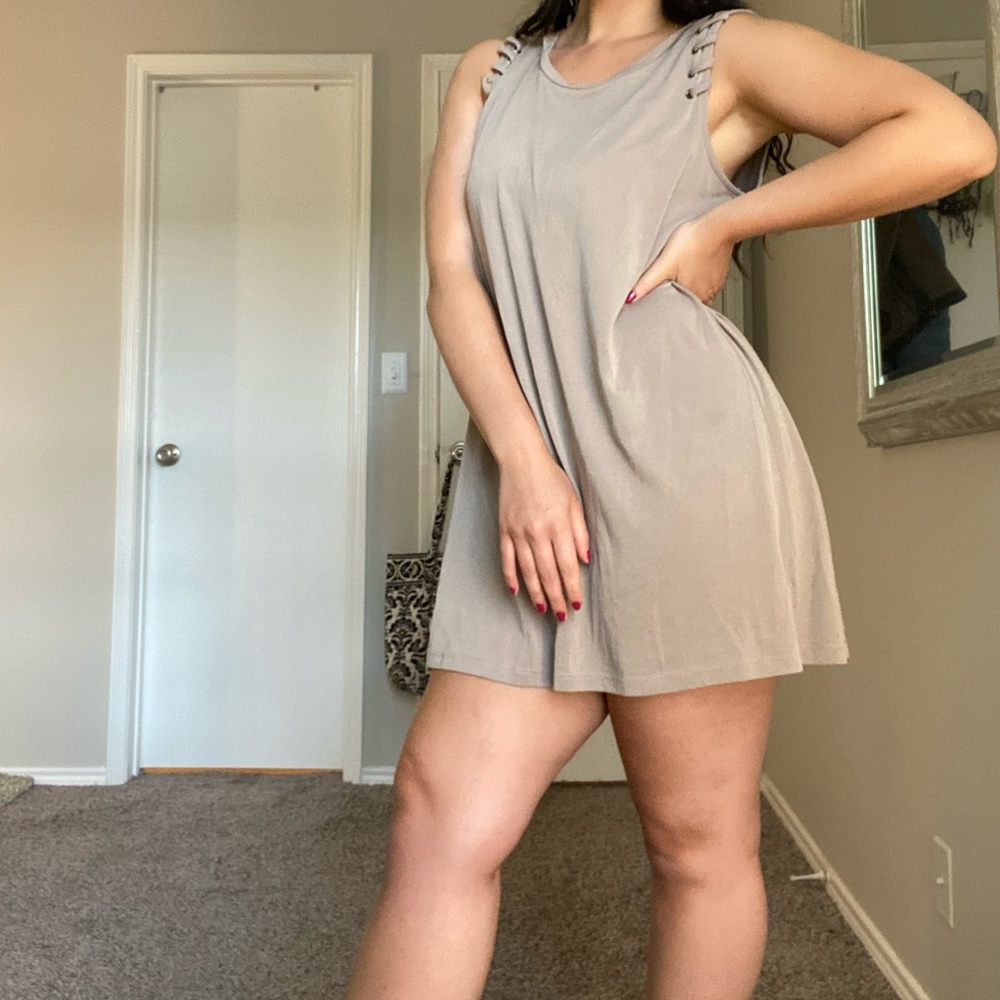 Mini Casual Dress - Picture 4 of 7